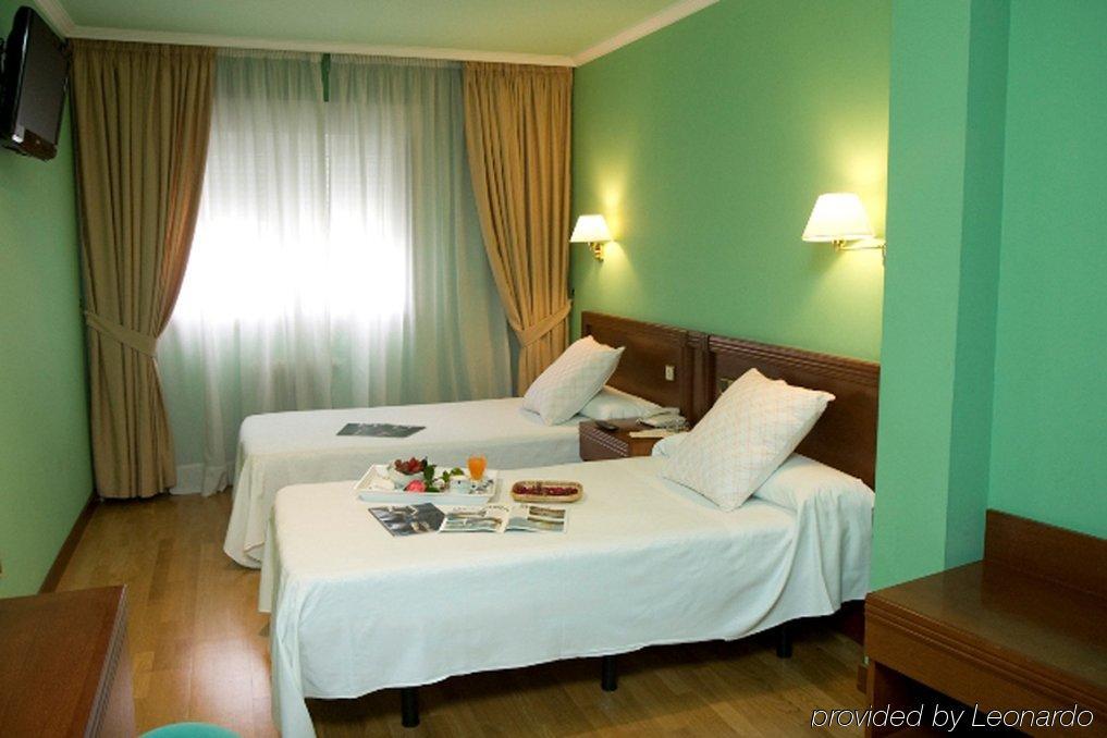 Hotel Villa De Marin Marín Quarto foto